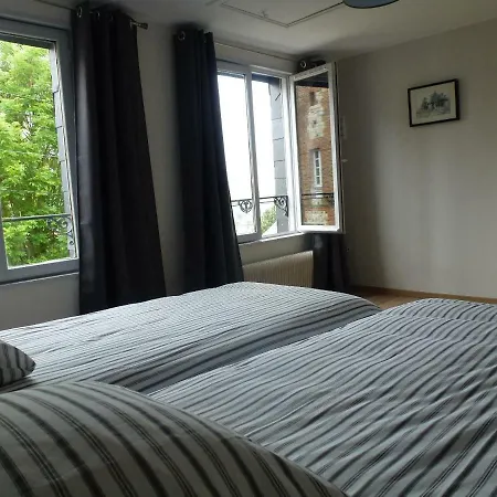 Le Charme A La Francaise Будинок відпочинку *